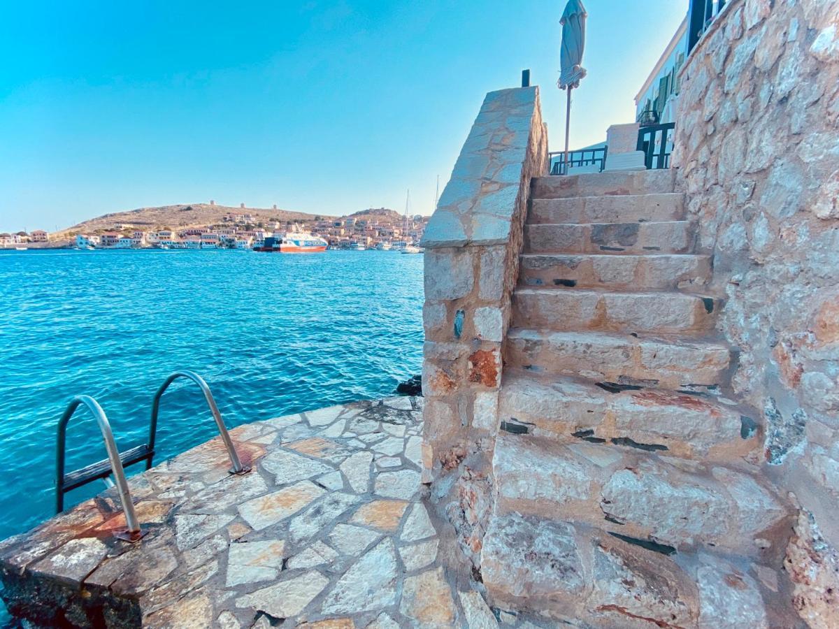 Villa Amalia Chalki Town Esterno foto