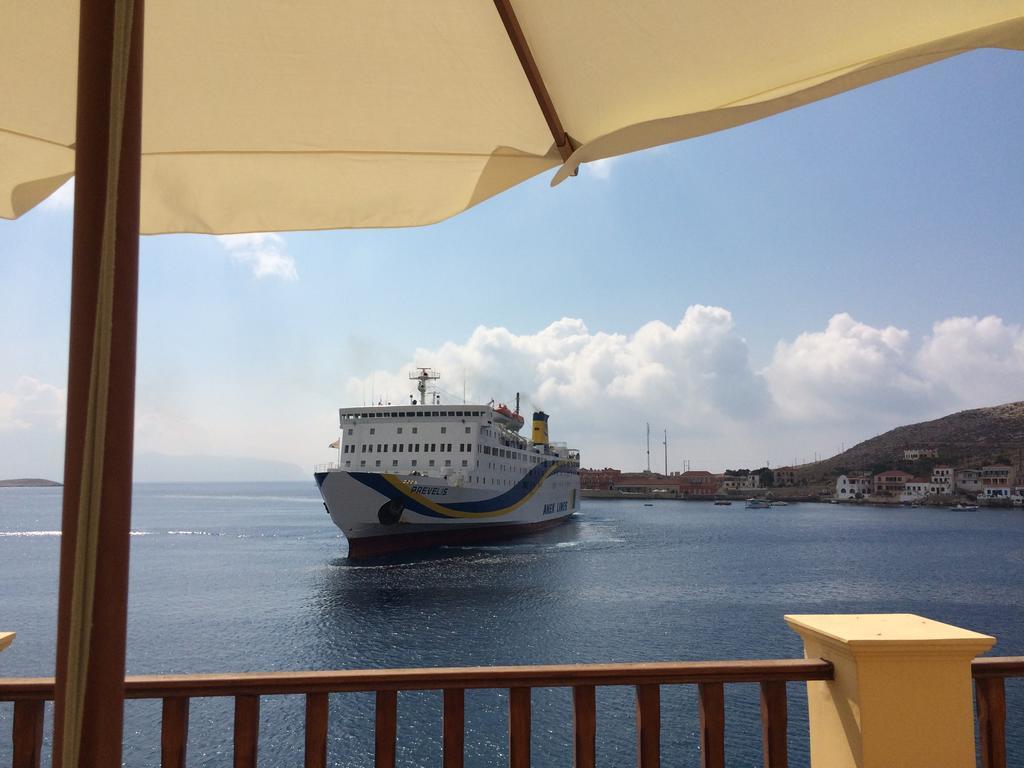 Villa Amalia Chalki Town Esterno foto